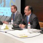 Sotoca (izq.), inauguró ayer estas jornadas sobre seguridad laboral