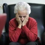 Está orientada a familiares y cuidadores de los enfermos