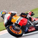 Pedrosa se pone al frente con suficiencia