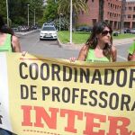 Conselleria cierra para impedir que los interinos acampen