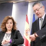 Sáenz de Santamaría: «La inestabilidad cotiza en Bolsa»