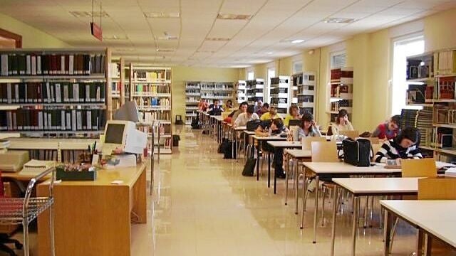 Educación estudia eliminar aquellas titulaciones que se oferten en más de una Universidad