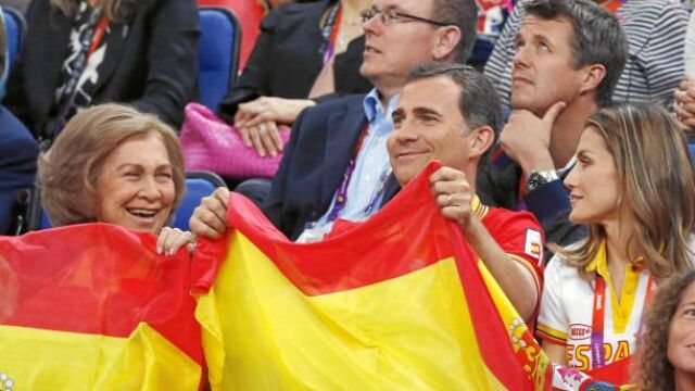 Doña Sofía, Don Felipe y Doña Letizia vibraron con España