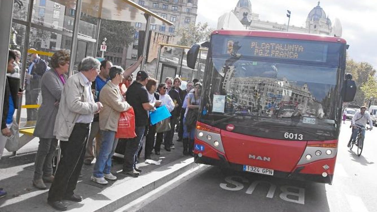 El transporte urbano por autobús crece un 1,2% en julio en Cataluña