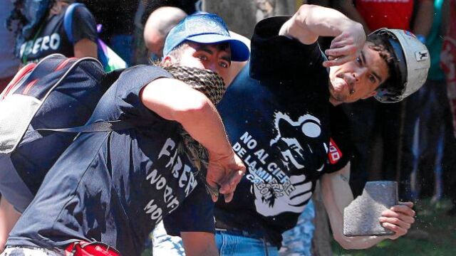 Los antisistema prenden la mecha de la «marcha negra»