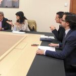PP PSOE e IU se unen para que Lauki diseñe un plan industrial de futuro