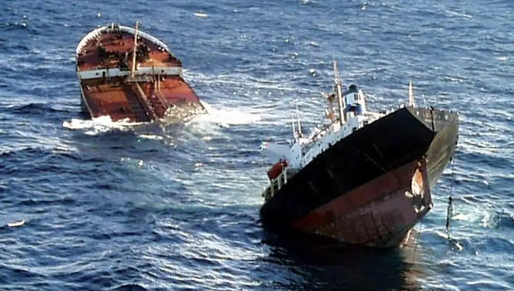 El Prestige se hundió seis días después del "Mayday" lanzado por el capitán Mangouras