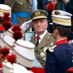 el rey con las fuerzas armadas Las Fuerzas Armadas no están para desarmar a los Mossos d'Esquadra, sino para evitar un desastre en la punta de un Magreb sin primavera