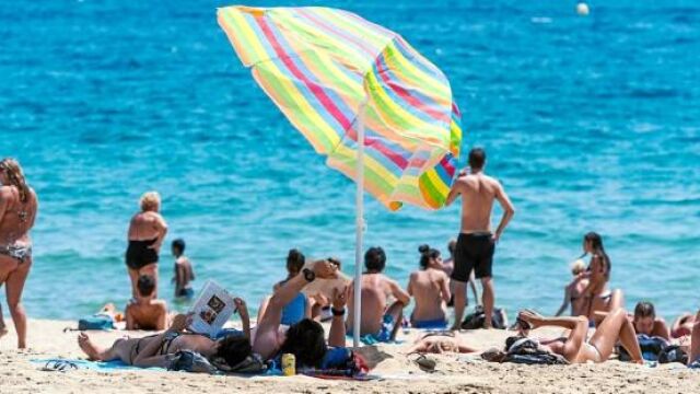 Los voluntarios se dedican a mejorar las condiciones de las playas