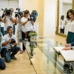 Díaz Ayuso y Martínez Almeida, ayer, poco antes de reunirse en la sede del Gobierno regional para coordinar acciones conjuntas