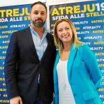 El presidente de Vox, Santiago Abascal, este sábado con la líder de Hermanos de Italia, Giorgia Meloni