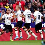 Parejo celebra el gol del empate del Valencia