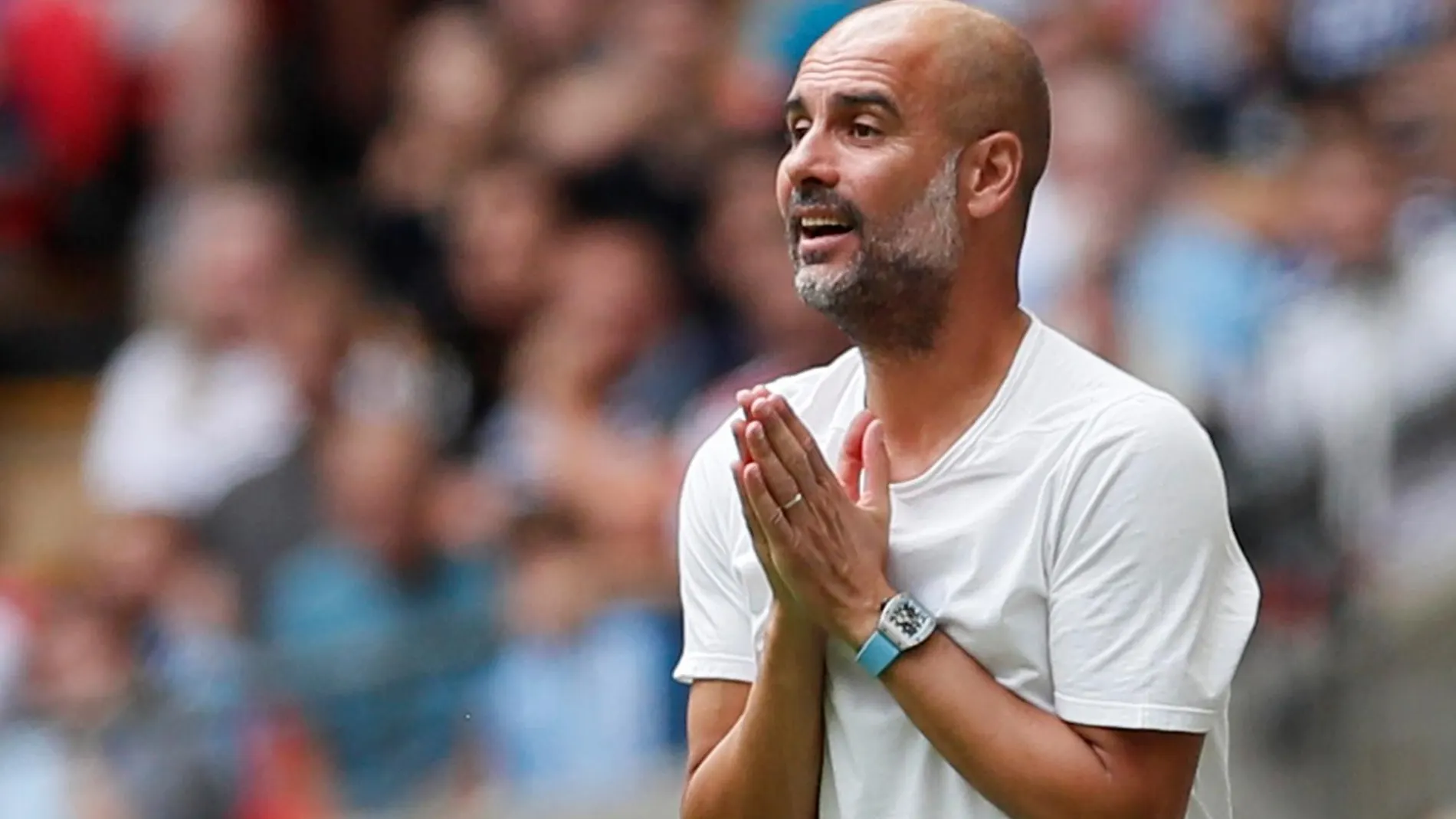 Guardiola, durante el partido contra el Liverpool que le dio su último título