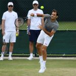 El día que Wimbledon llamó la atención a Federer por su vestimenta
