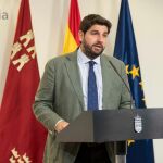 El líder regional del PP, Fernando López Miras, tendrá que buscar el consenso entre Cs y Vox para conseguir ser investido la próxima semana como presidente de la Región. LA RAZÓN