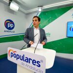 José Antonio Nieto, en un instante de la rueda de prensa