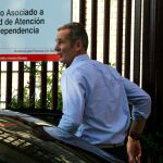 Urdangarin, ayer en el centro donde cumple el voluntariado/Foto: C. Pastrano