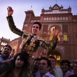 Tomás Rufo abre la Puerta Grande de Las Ventas con dos orejas (Foto: Cipriano Pastrano)