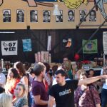 Imagen de los carteles colgados en una caseta de la Semana Grande de Bilbao