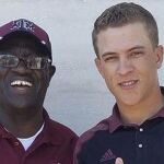Cameron Champ, con su abuelo