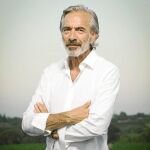 El actor de «Cuéntame» frente a las cepas mallorquinas de Pla i Llevant