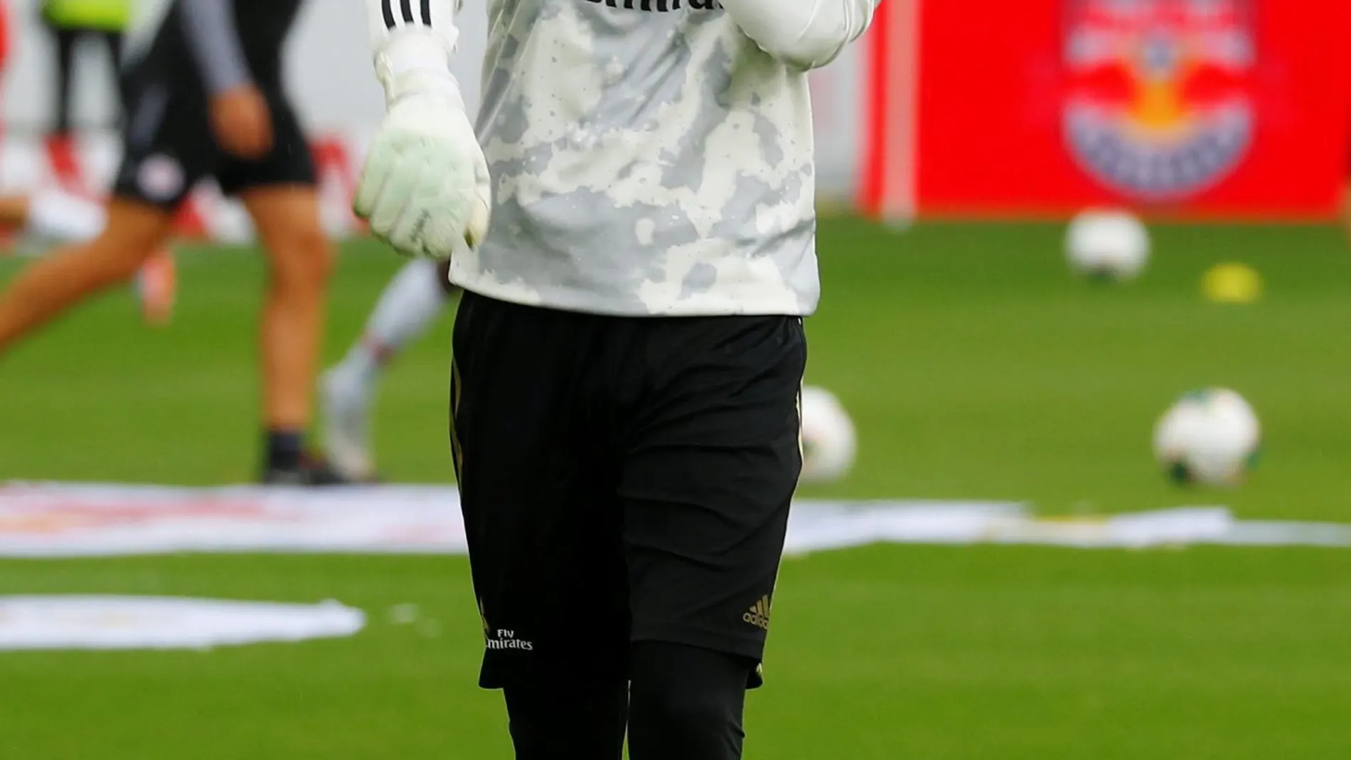 Lunin, con el Real Madrid