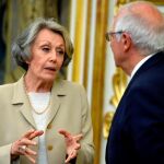 Rosa María Mateo con Josep Borrell