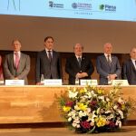 Ángeles Armisén, Pablo Rodríguez Hoyos, Carlos García Carbayo, Enrique Cabero, Faustino Blanco, Carlos Daniel Casares y Enrique Galván inauguran el encuentro