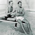 Cary Grant (derecha) con su amante Randolph Scott; abajo, Scotty Bowers. Foto: Bob Maddox