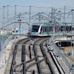 Metro de Sevilla a su paso por Montequintoo / Foto: Manuel Olmedo