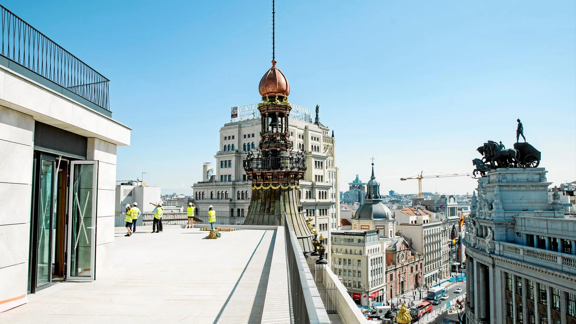 La magnífica terraza donde estará situado el restaurante tres estrellas Michelín de Dani García. Fotos: David Jar. Vídeo: Esther Jiménez