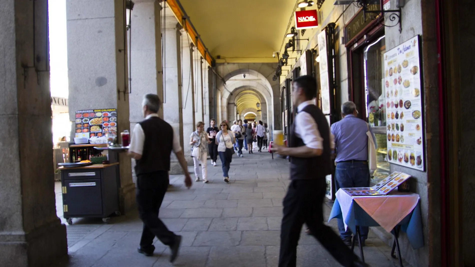 La medida tendría gran impacto en sectores de gran peso en la Economía, como el de servicios