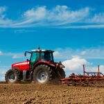 Los trabajadores agrícolas tienen, por término medio, una tasa 1,7 veces mayor de accidentes de trabajo no mortales / Dreamstime