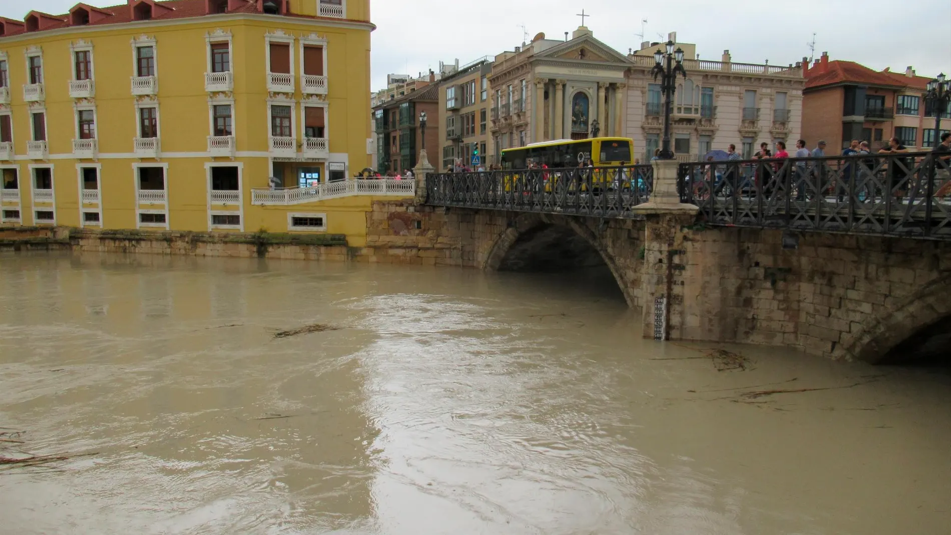 Molina y Cieza advierten de una nueva crecida del Segura
