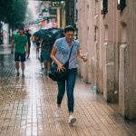 El interior norte y sur de la provincia de Castellón y el interior norte de Valencia estuvieron ayer en alerta naranja por tormentas acompañadas de granizo grande y fuertes rachas de viento, según el boletín emitido por Aemet
