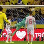 De Gea detuvo el remate de Quaison