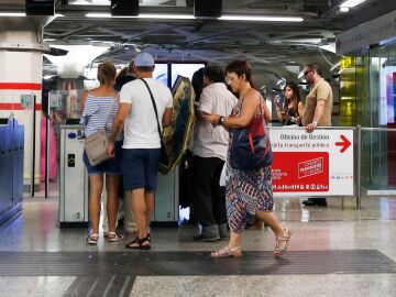Los hurtos suelen suceder en el Metro