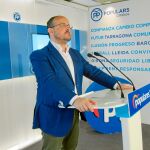 El líder del PP, Alejandro Fernández, ayer en rueda de prensa