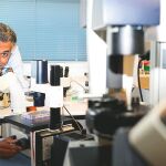 El proyecto de Ochando forma parte de la convocatoria de ayudas a proyectos de investigación en Biomedicina de la Comunidad que recibirán 25 millones de euros en los próximos años. Foto: CRISTINA BEJARANO
