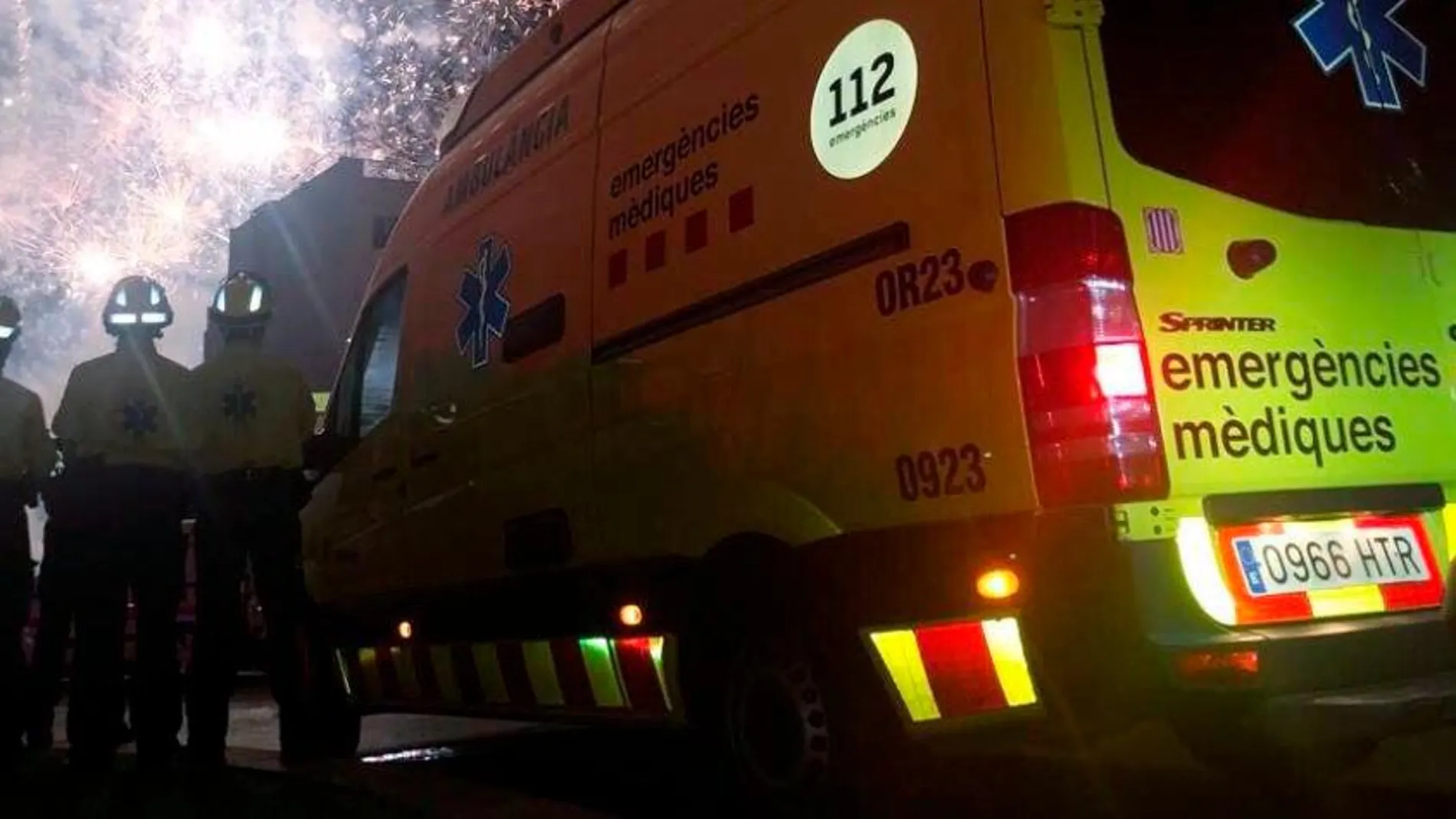 La víctima fue trasladada en estado grave por el Sistema de Emergencias Médicas (SEM) a un centro hospitalario, pero finalmente falleció.