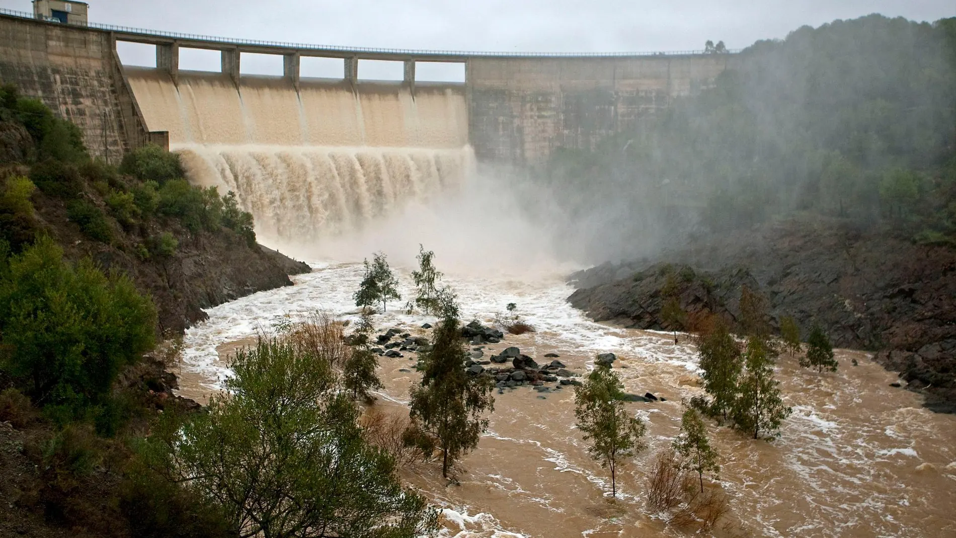 Embalse de El Gergal en Guillena (Sevilla) / Foto: EFE