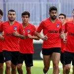 Los jugadores del Atlético, en el primer entrenamiento de la temporada