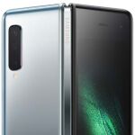 Además de la tradicional pantalla, el Galaxy Fold añade una doble pantalla de 7,3” unida por una bisagra para una experiencia visual única.