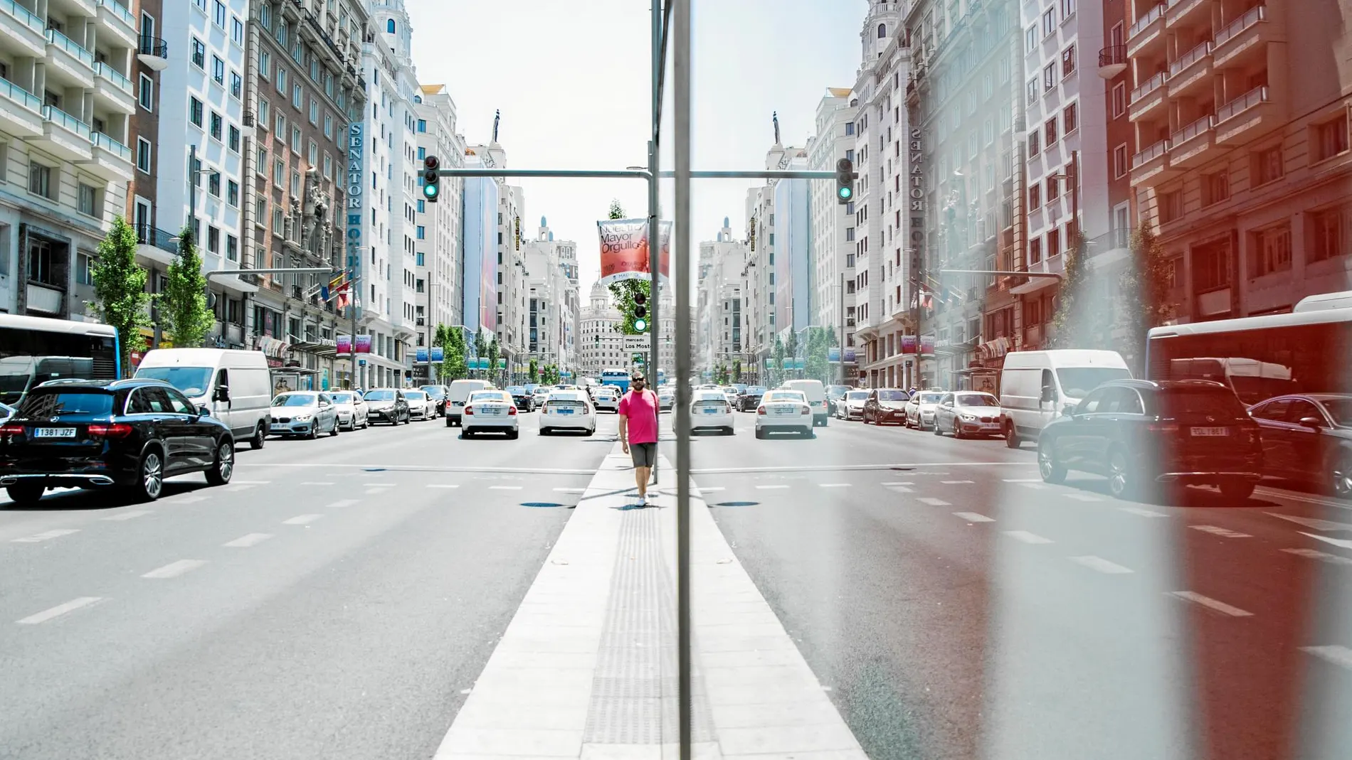 El pasado 15 de marzo, el Ayuntamiento comenzó a multar a los vehículos no autorizados que entraban dentro del perímetro. Foto: Gonzalo Pérez