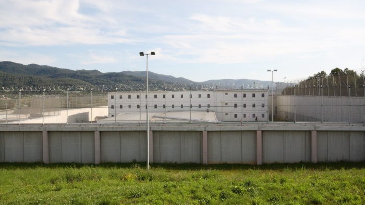 Preocupación en las cárceles catalanas por el uso de drones para introducir droga y móviles