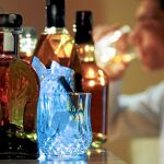 Se ha descubierto que el deterioro cardíaco de los bebés también está relacionado con el alcoholismo de los padres. Foto: Alejandro Olea