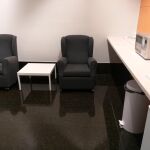 La sala de lactancia es un lugar cómodo y tranquilo apartado de las zonas más bulliciosas del Parlamento