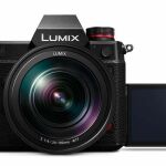 Es la primera cámara del mundo sin espejo que puede grabar vídeo 6K gracias al nuevo sensor de 24,2 megapíxeles.
