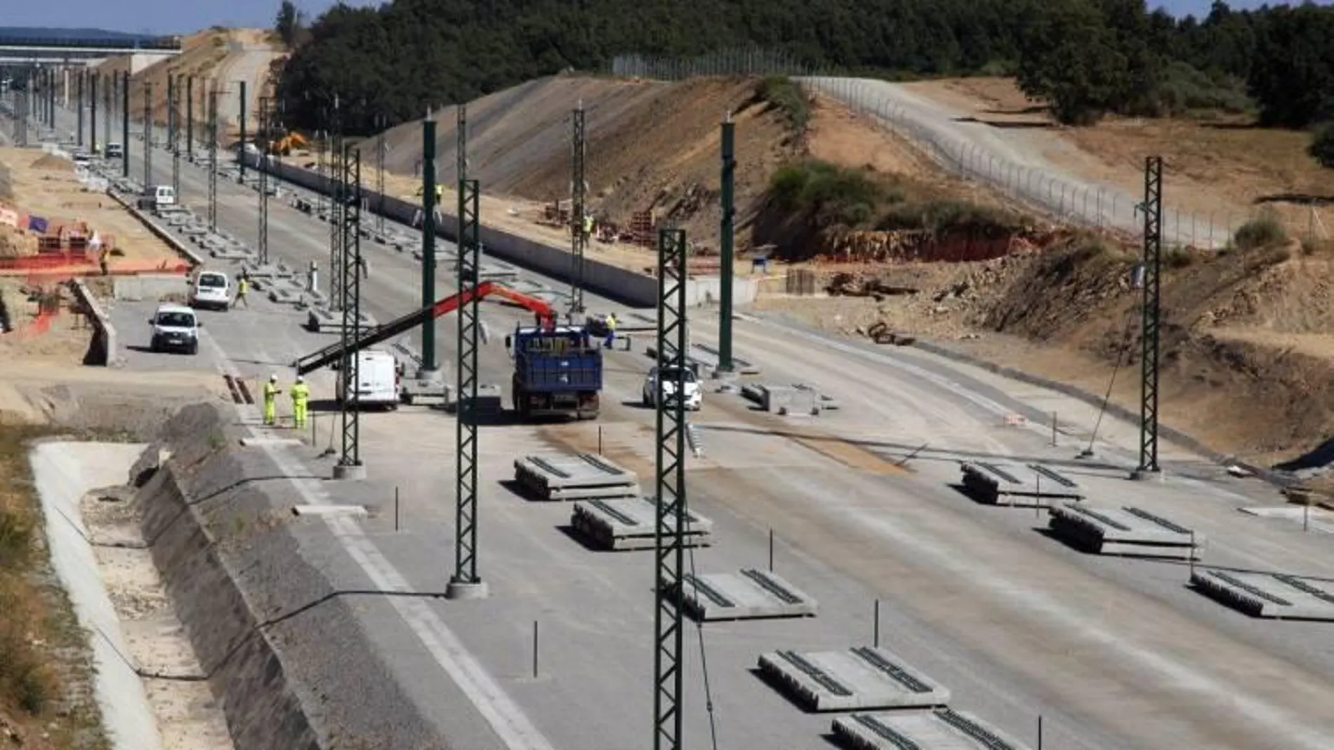 Obras de construcción de una línea de ferrocarril de alta velocidad