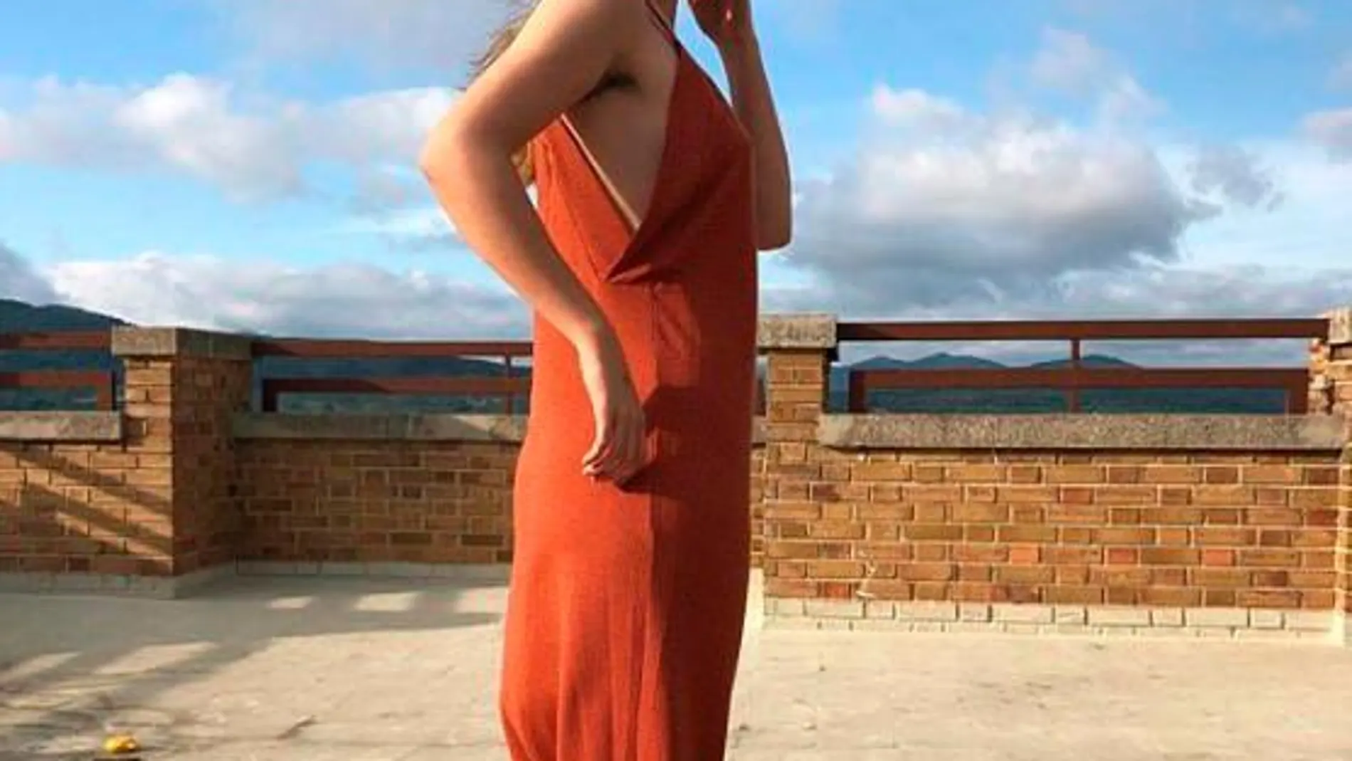 Amaia Romero posa luciendo pelos en las axilas, una tendencia que siguen muchas jóvenes